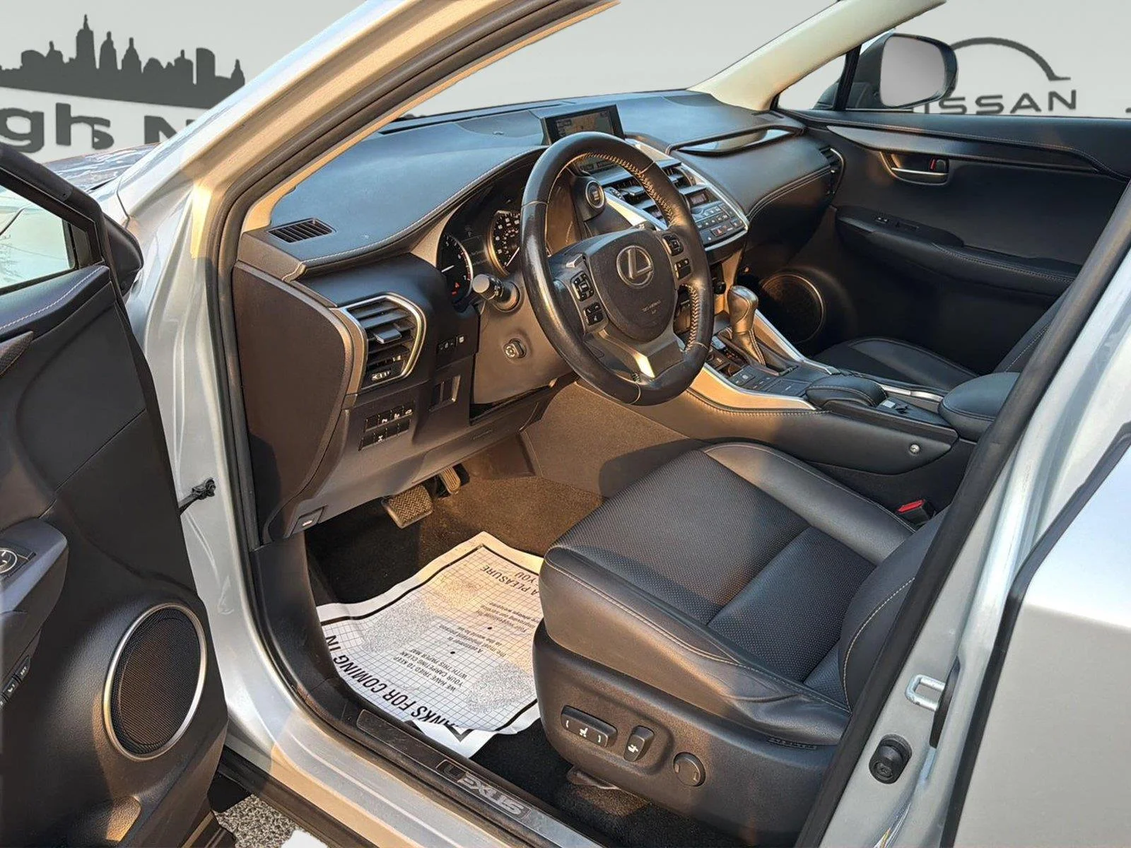 Used 2015 Silver Lining Metallic LEXUS  image 7
