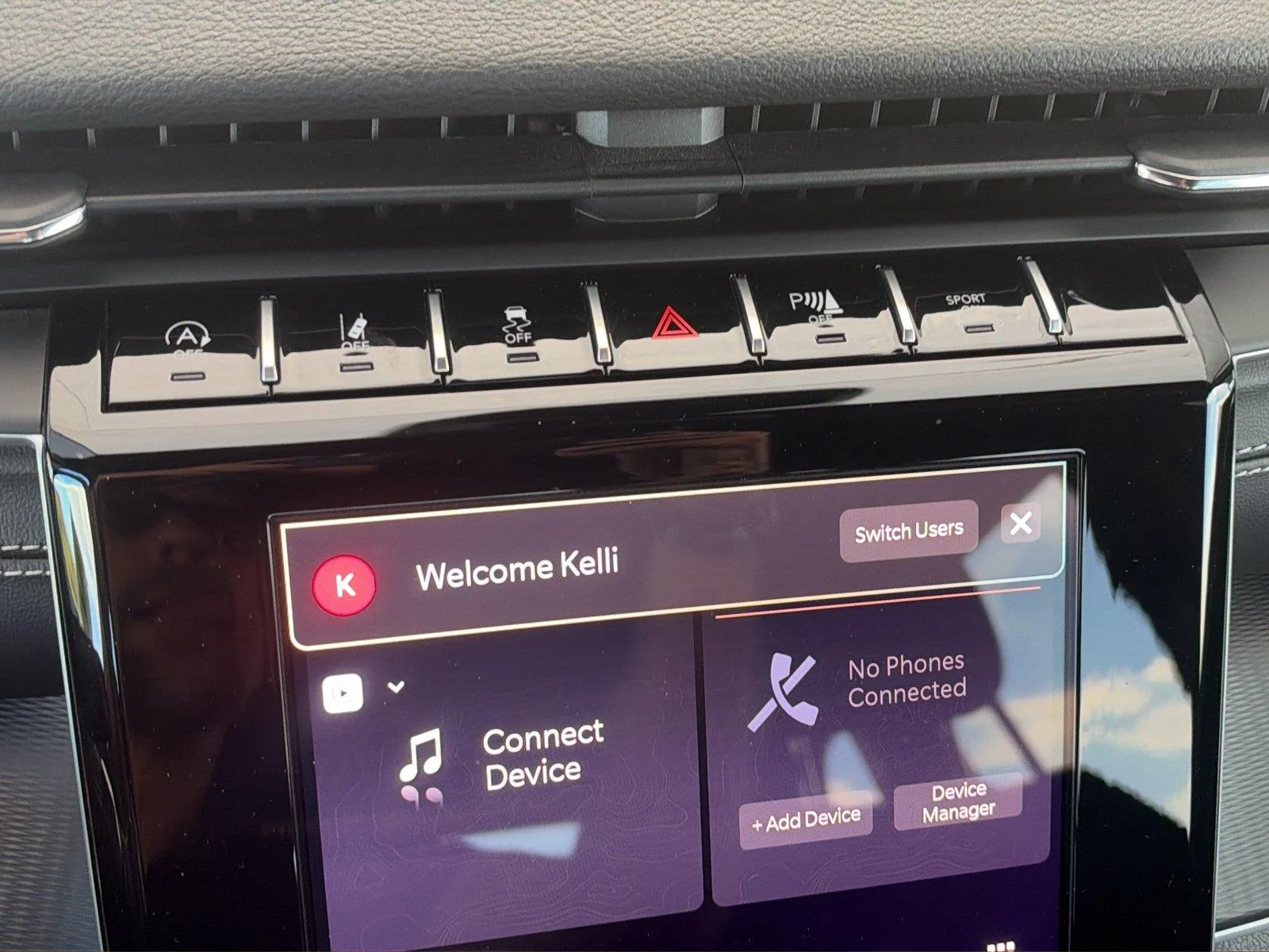 Used 2024 Silver Zynith Jeep Laredo X image 16