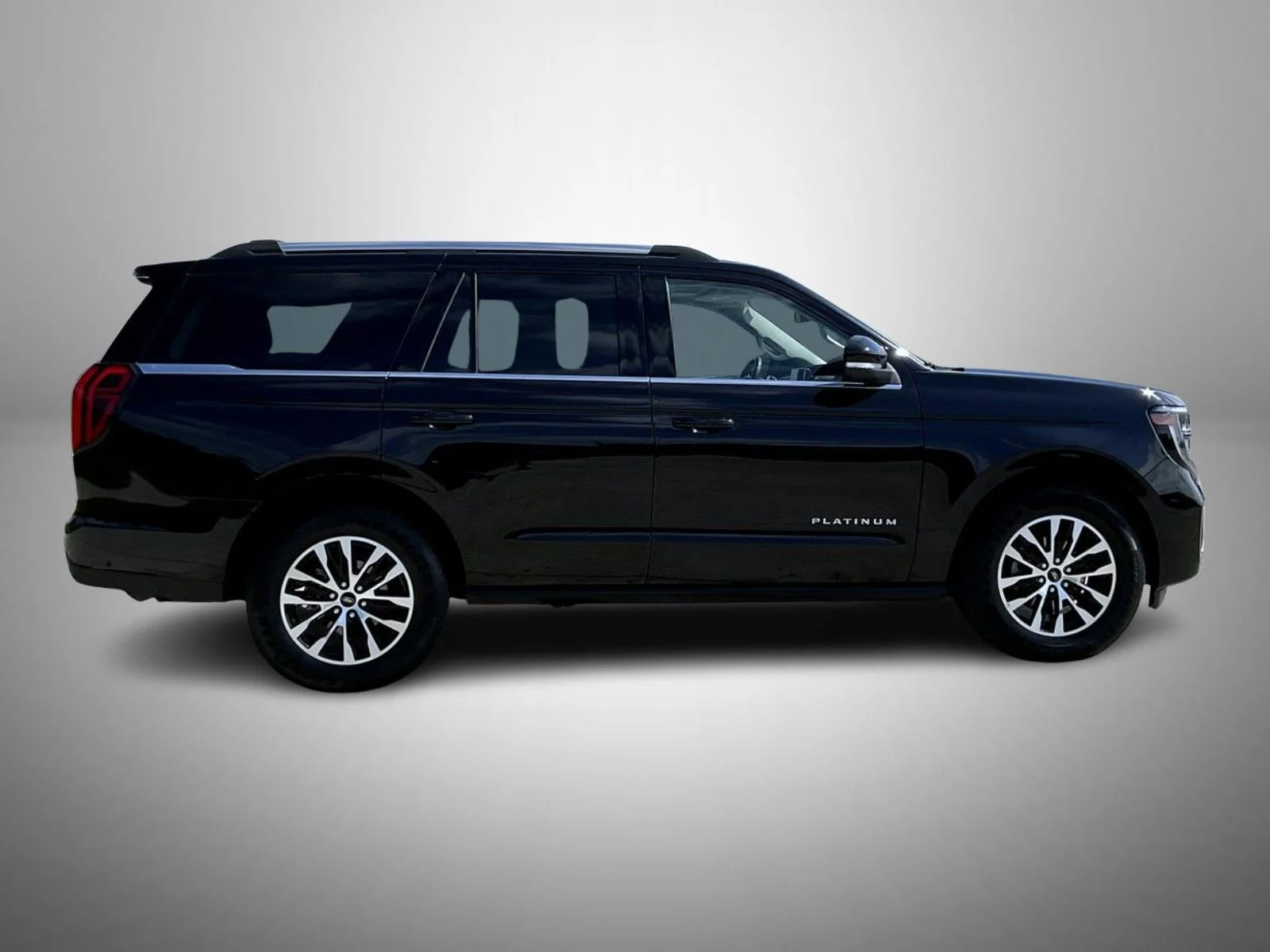 Used 2025 Black Ford Platinum image 4