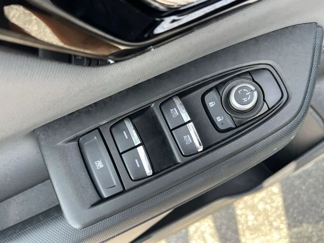 Used 2026 White Subaru Sport image 32