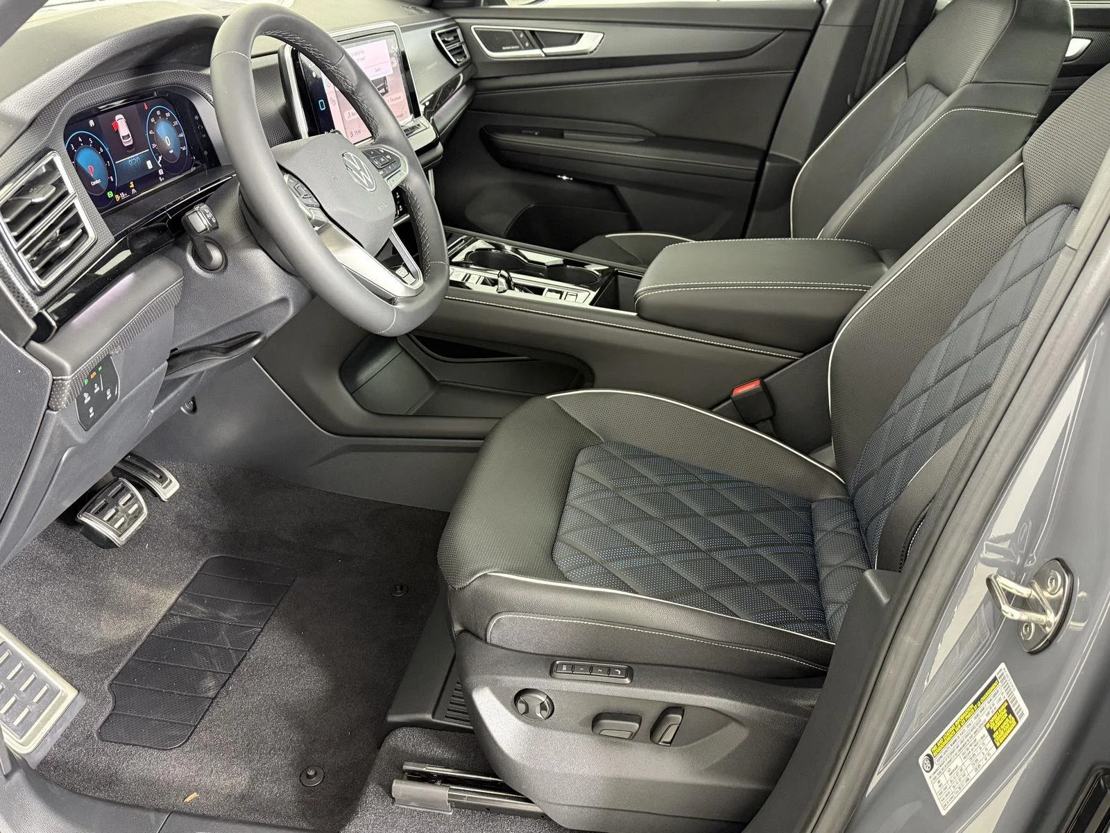 New 2026 Pure Gray Volkswagen 2.0T SEL Premium R-Line image 9