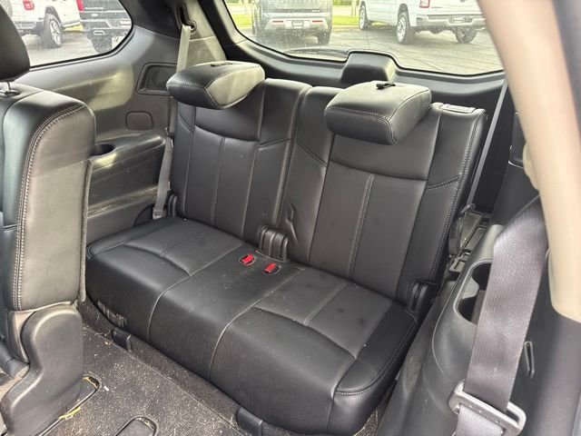 Used 2017 Silver Nissan Platinum image 9