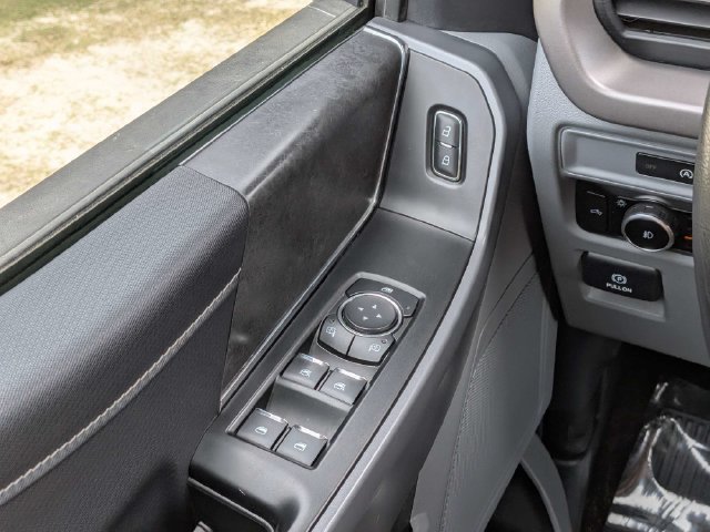 Used 2025 Silver Ford XLT image 20