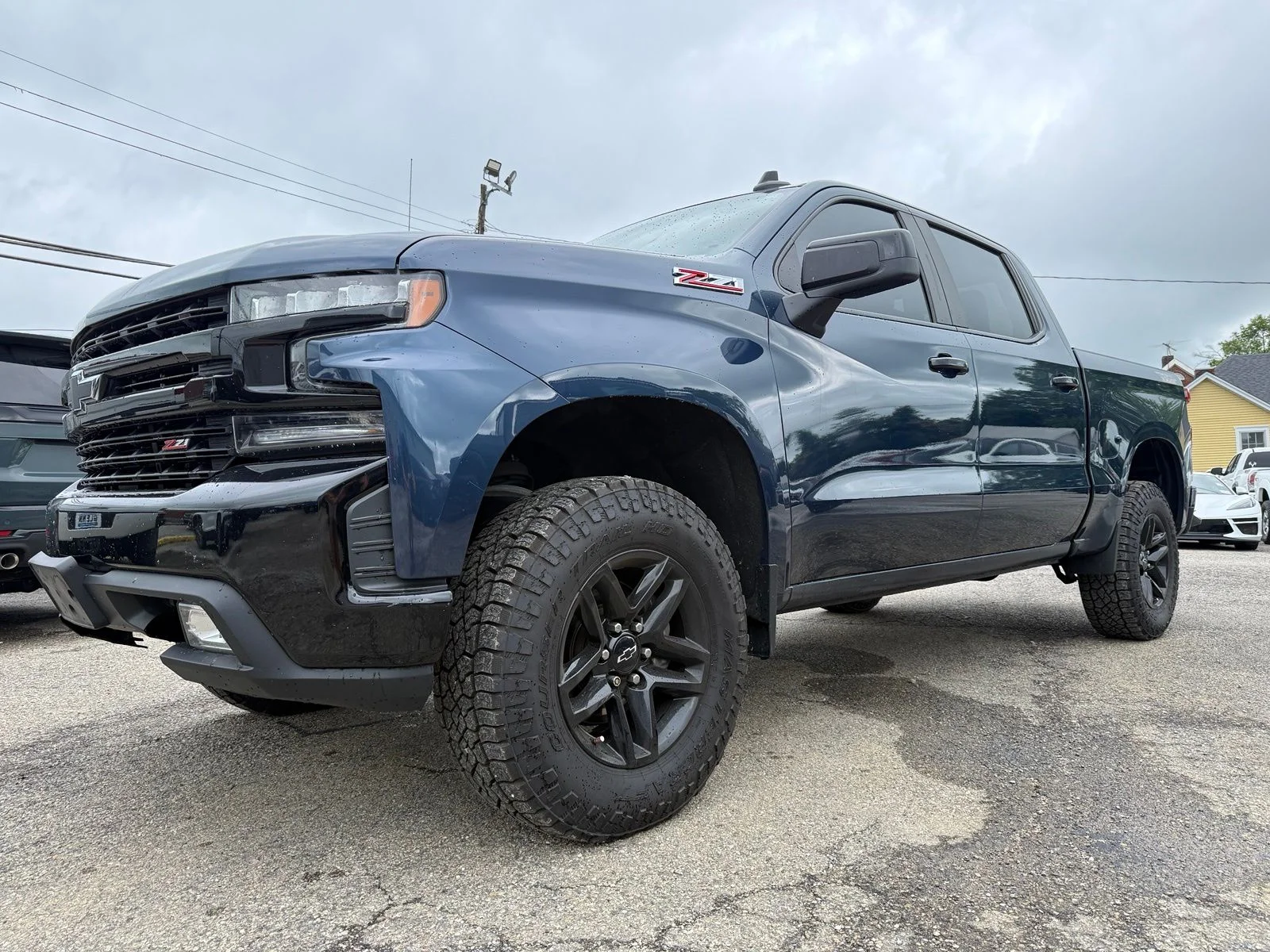 Used 2020 Blue Chevrolet LT Trail Boss image 2