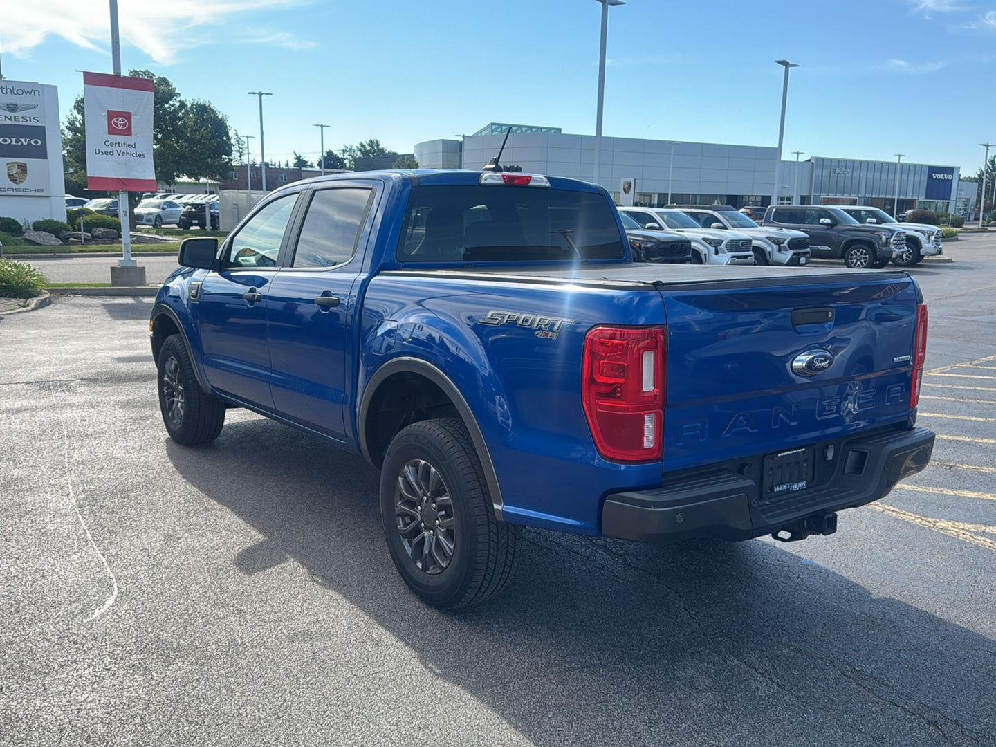 Used 2019 Lightning Blue Ford XLT image 4