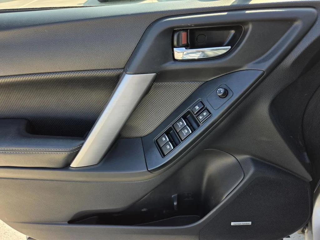 Used 2017 Silver Subaru 2.5i Limited image 17