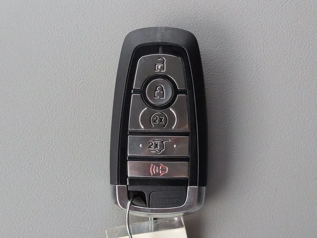 New 2026 Vapor Blue Metallic Ford Active image 32
