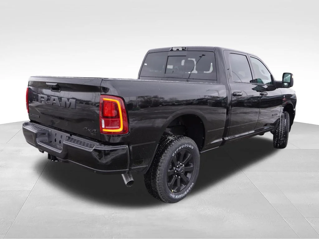 New 2026 Diamond Black Crystal Pearl-Coat Exterior Paint RAM Laramie image 3
