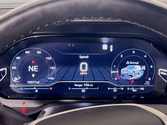 2023 GMC Yukon Denali - Photo 12