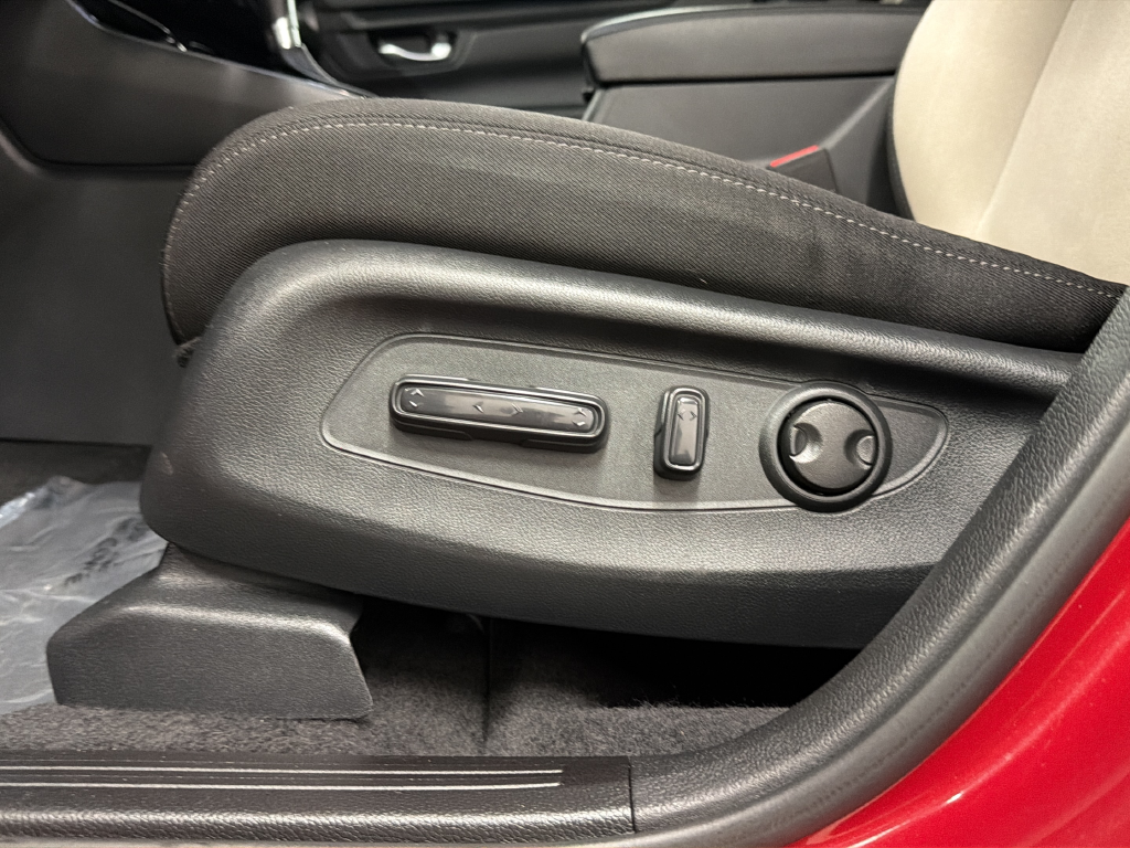 Used 2024 Red Honda EX image 18