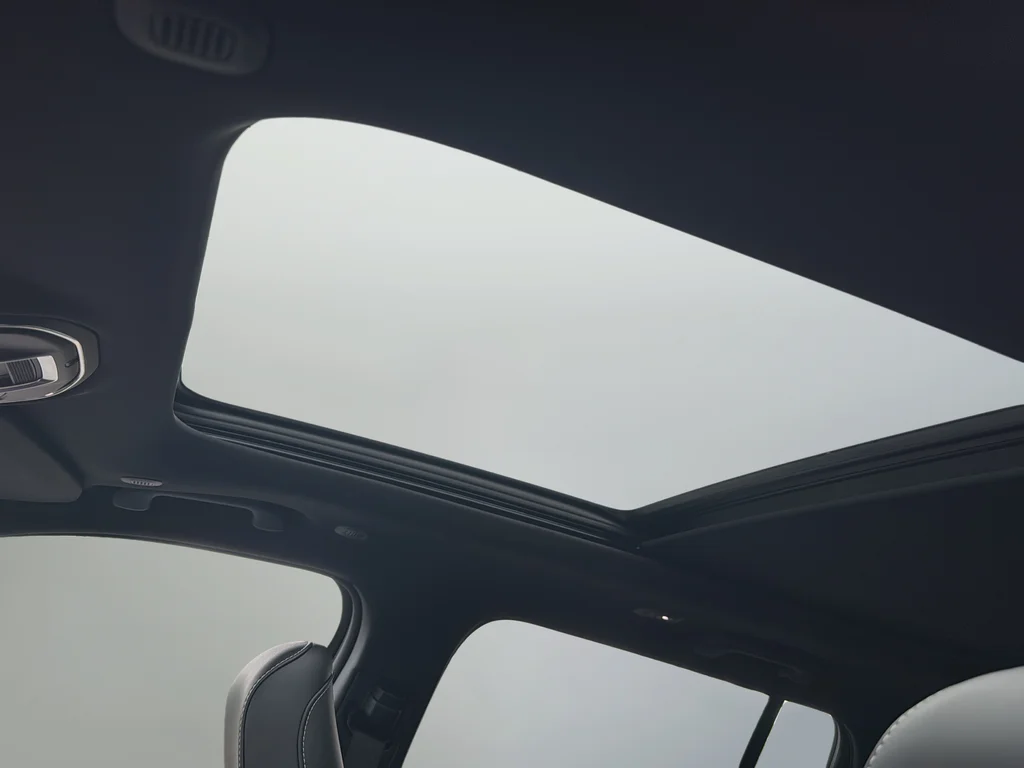 New 2027 Blue Jeep Limited image 20