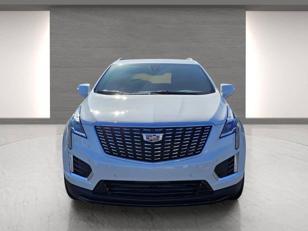2026 Cadillac XT5 Luxury - Photo 2
