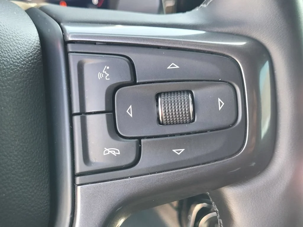 Used 2024 Black Chevrolet High Country image 22
