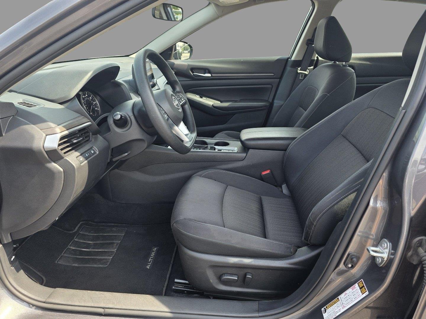 Used 2025 Gun Metallic Nissan SV image 20