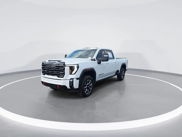 Used 2024 White GMC AT4 image 4