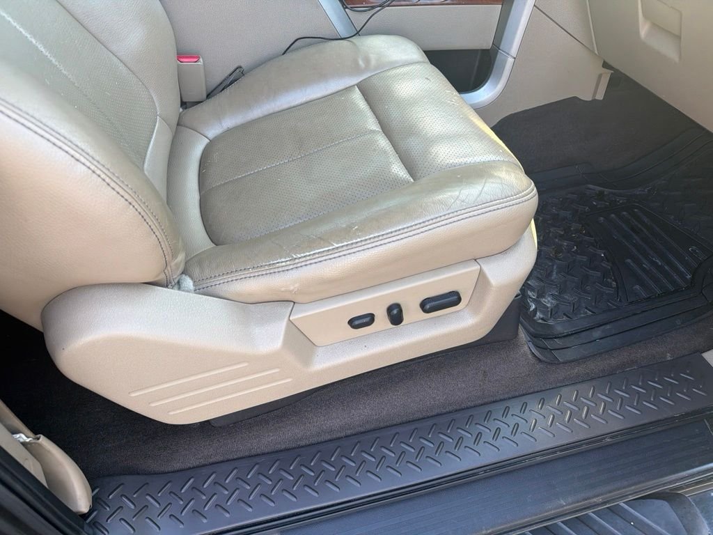 Used 2009 Brown Ford Lariat image 5