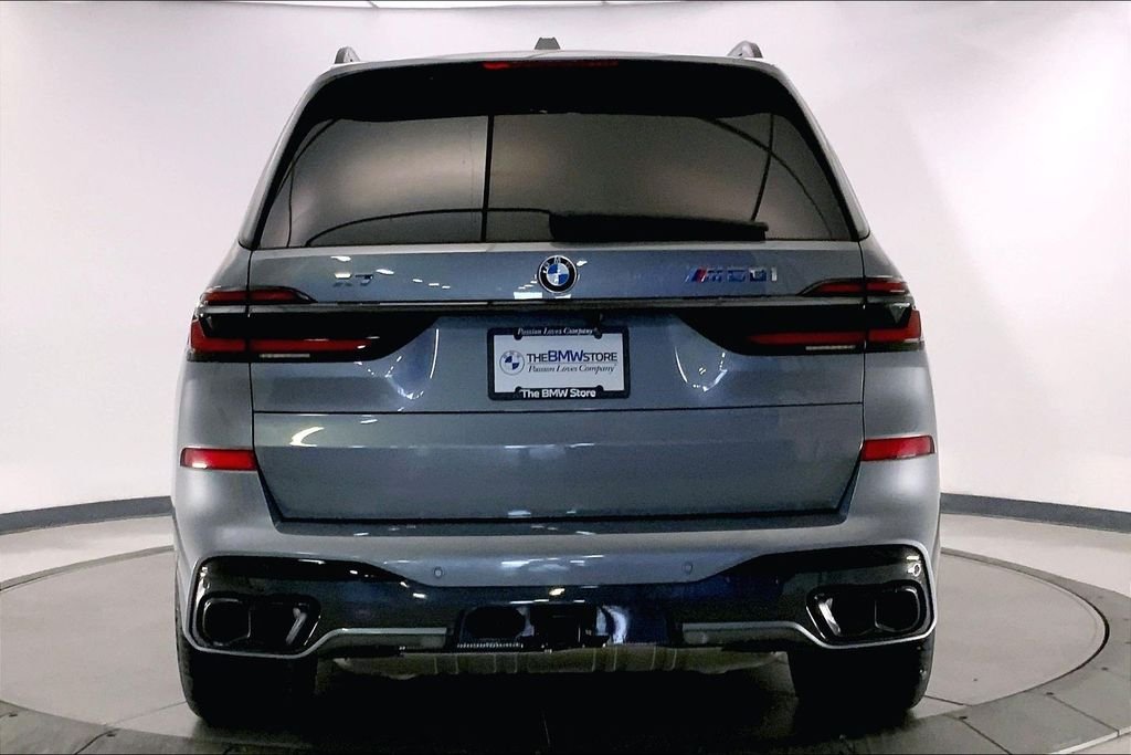 Certified Used 2024 Skyscraper Grey Metallic BMW  image 3