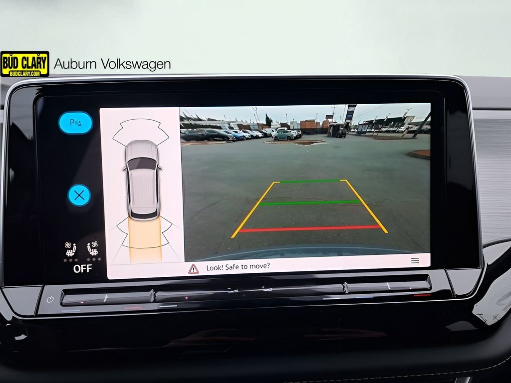 2025 Volkswagen Atlas Cross Sport SE w/Tech - Photo 26