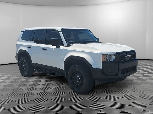 Used 2024 White Toyota 1958 image 6