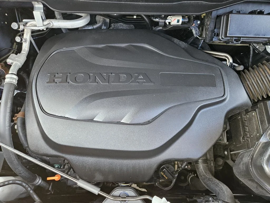 Used 2023  Honda RTL image 32