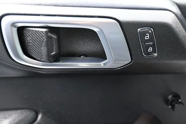 Used 2024 Black Ford Badlands image 12