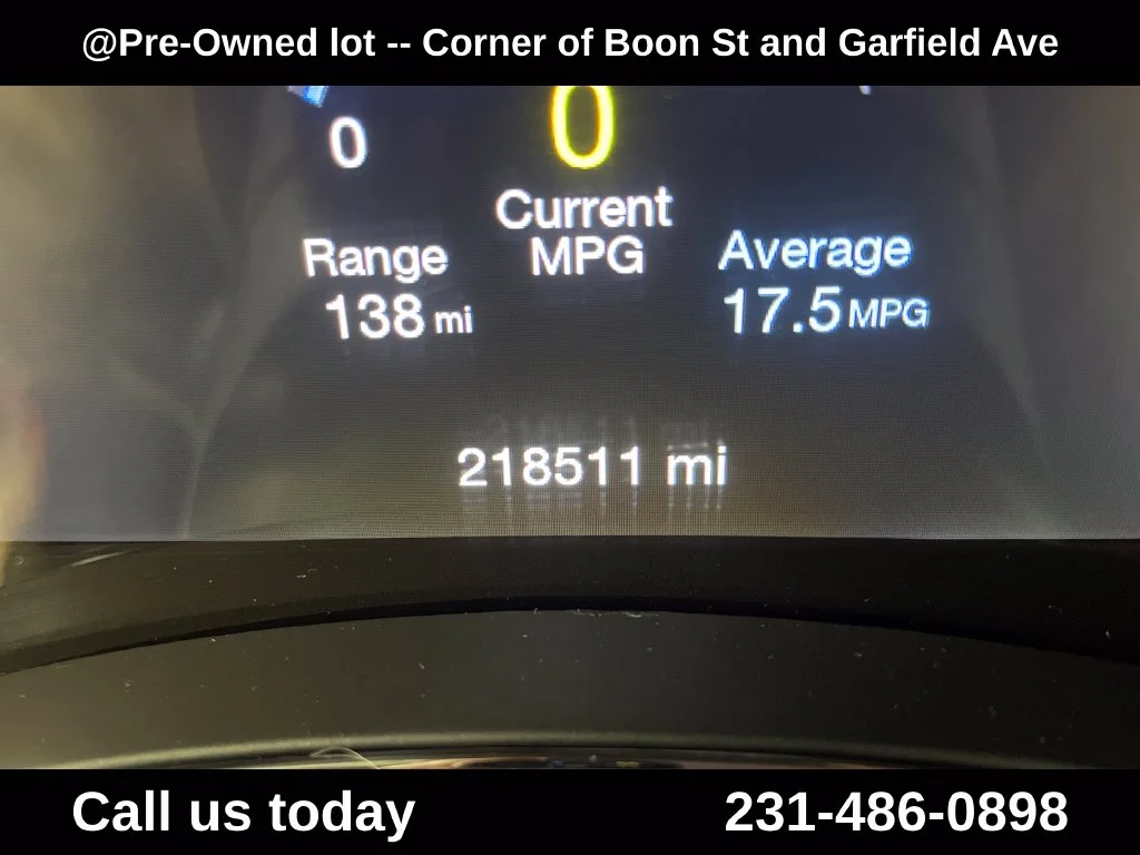Used 2016 Gray Jeep Limited image 26