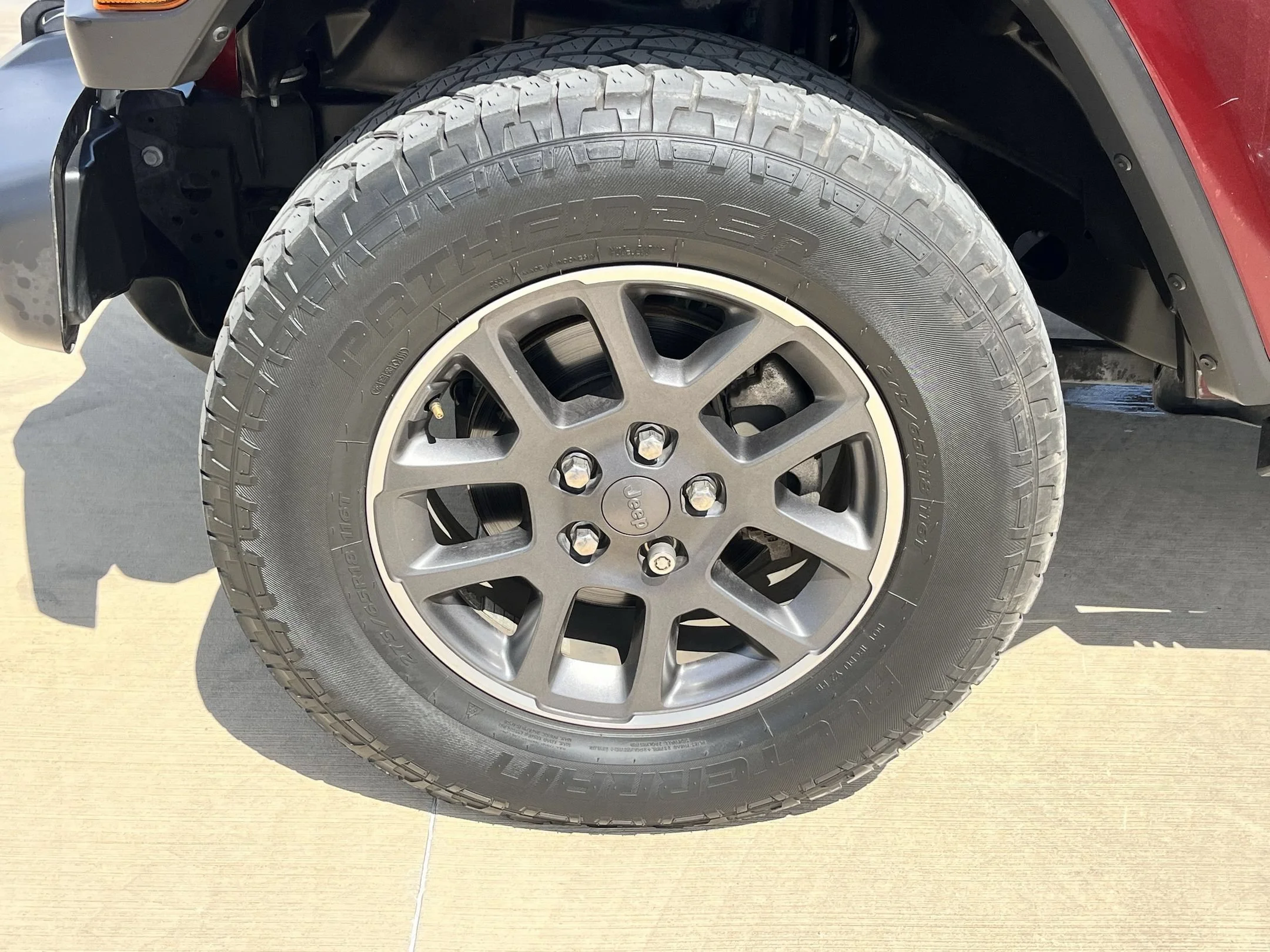 Used 2021 Red Jeep Sport image 26