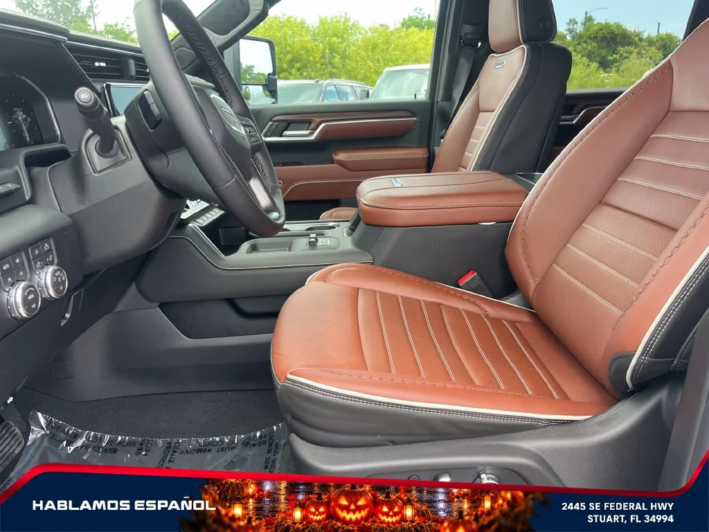 New 2026 Glacier White Tricoat GMC Denali Ultimate image 9