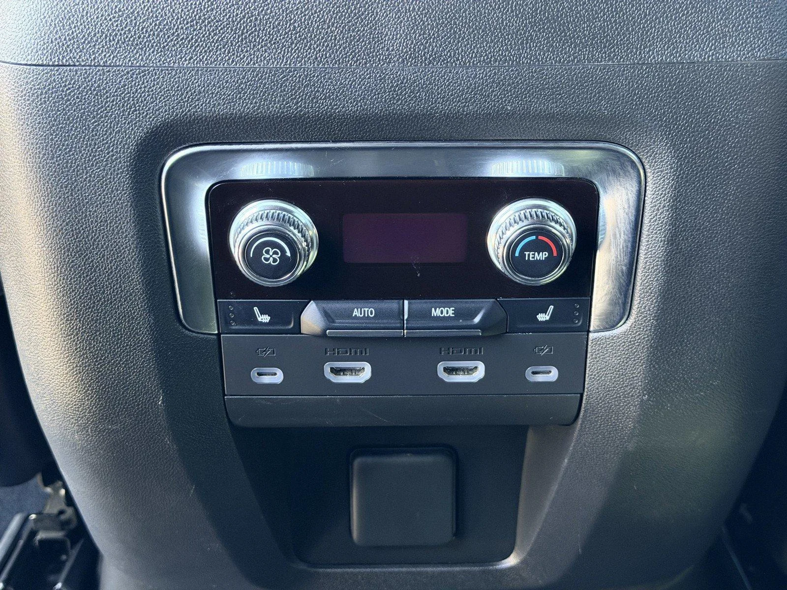 Used 2024 Sterling Metallic GMC Denali Ultimate image 16