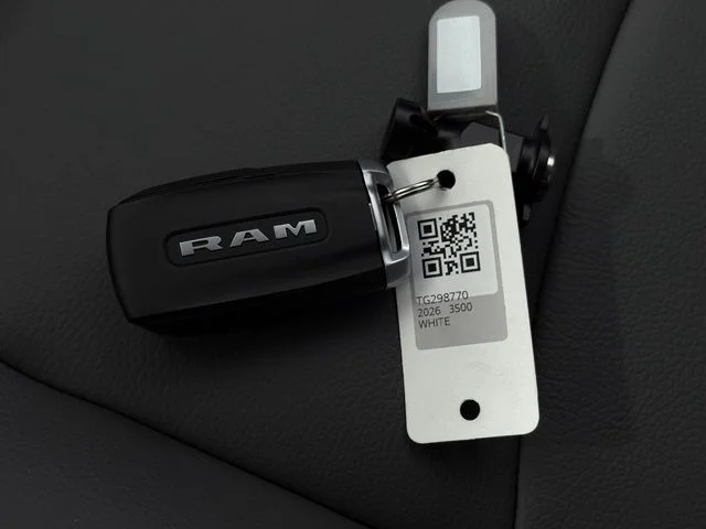 New 2026 Bright White Clear-Coat Exterior Paint RAM Tradesman image 27