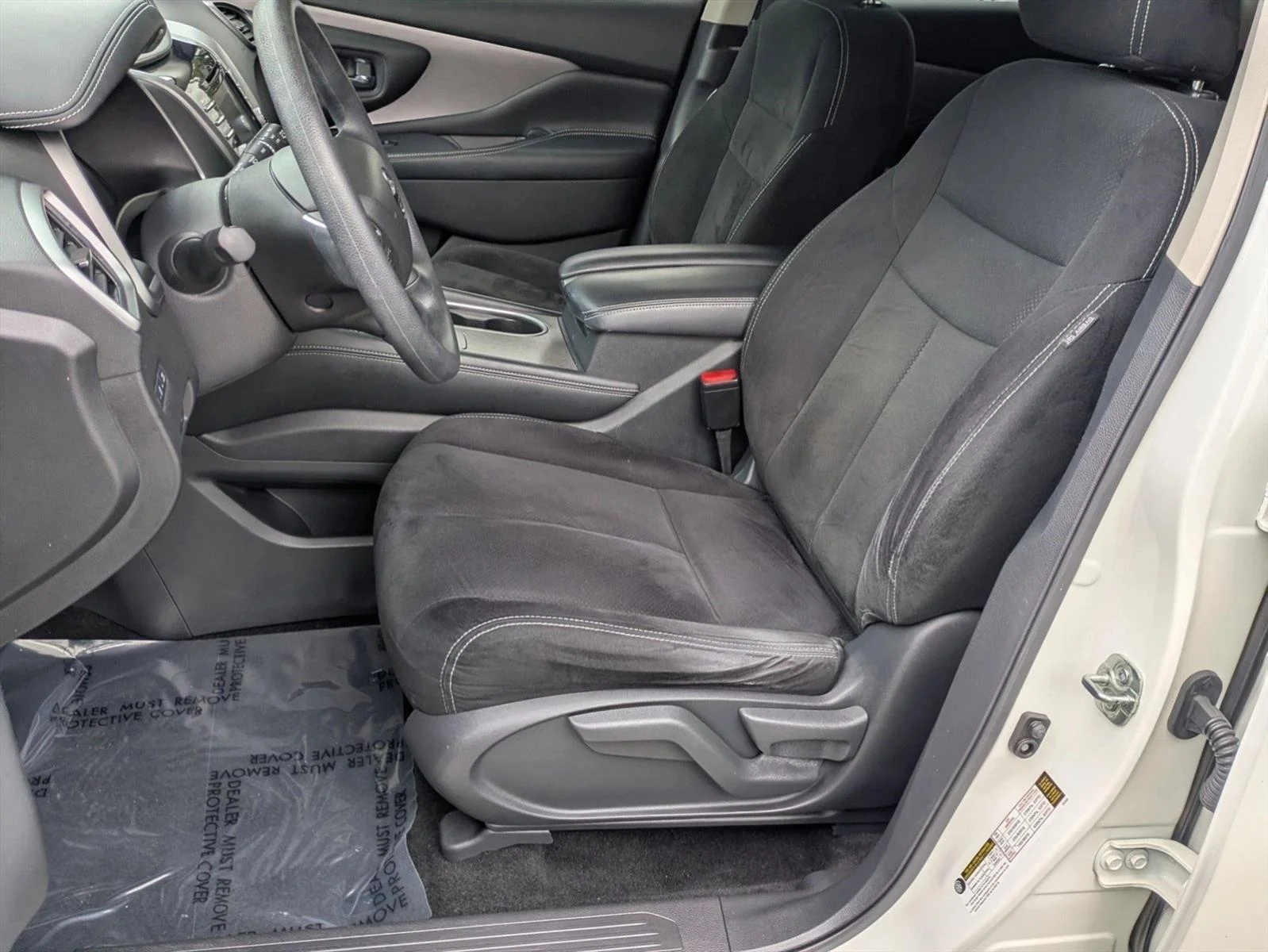 Used 2020 Pearl White Tricoat Nissan S image 15