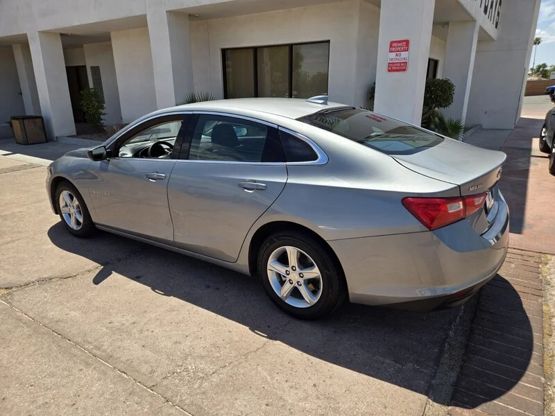 Used 2023 Sterling Gray Metallic Chevrolet LT image 3