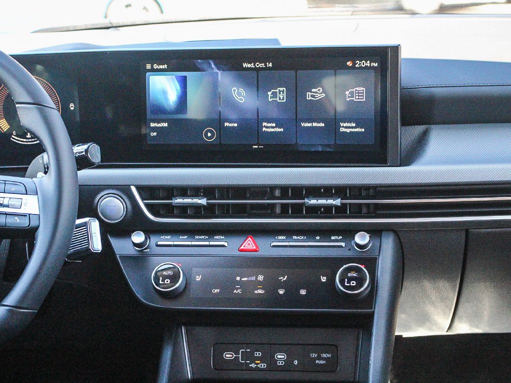 Used 2026 White Hyundai SEL Sport image 15