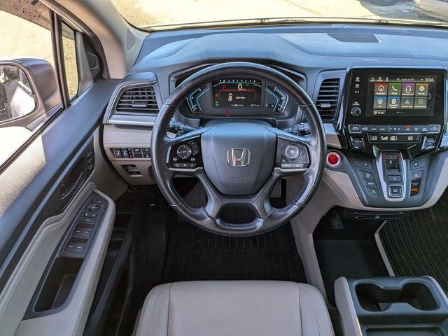 Used 2018 White Honda Touring image 20
