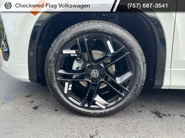 New 2026 White Volkswagen 2.0T SE R-Line Black image 5