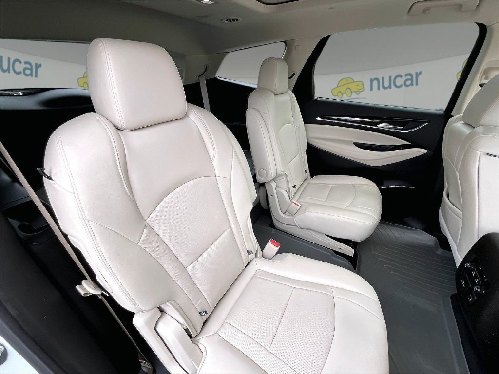 Used 2023 Summit White Buick Essence image 15