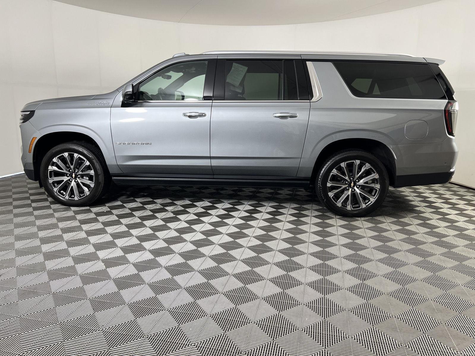 Used 2025 Sterling Gray Metallic Chevrolet High Country image 37