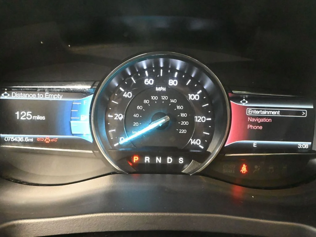 Used 2018 Red Ford Limited image 31
