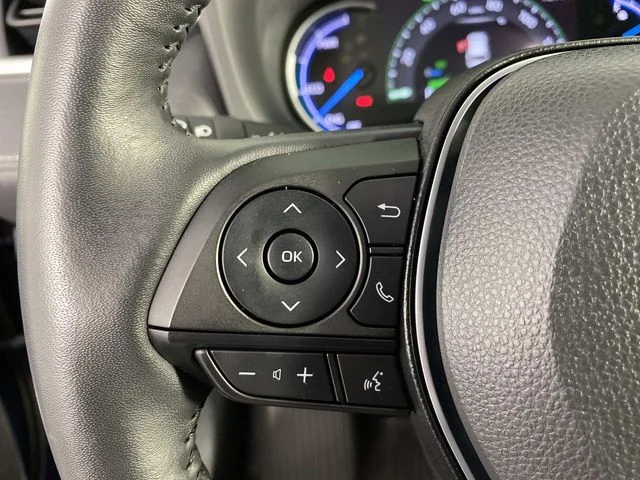 Used 2024 Blue Toyota XLE Premium image 17