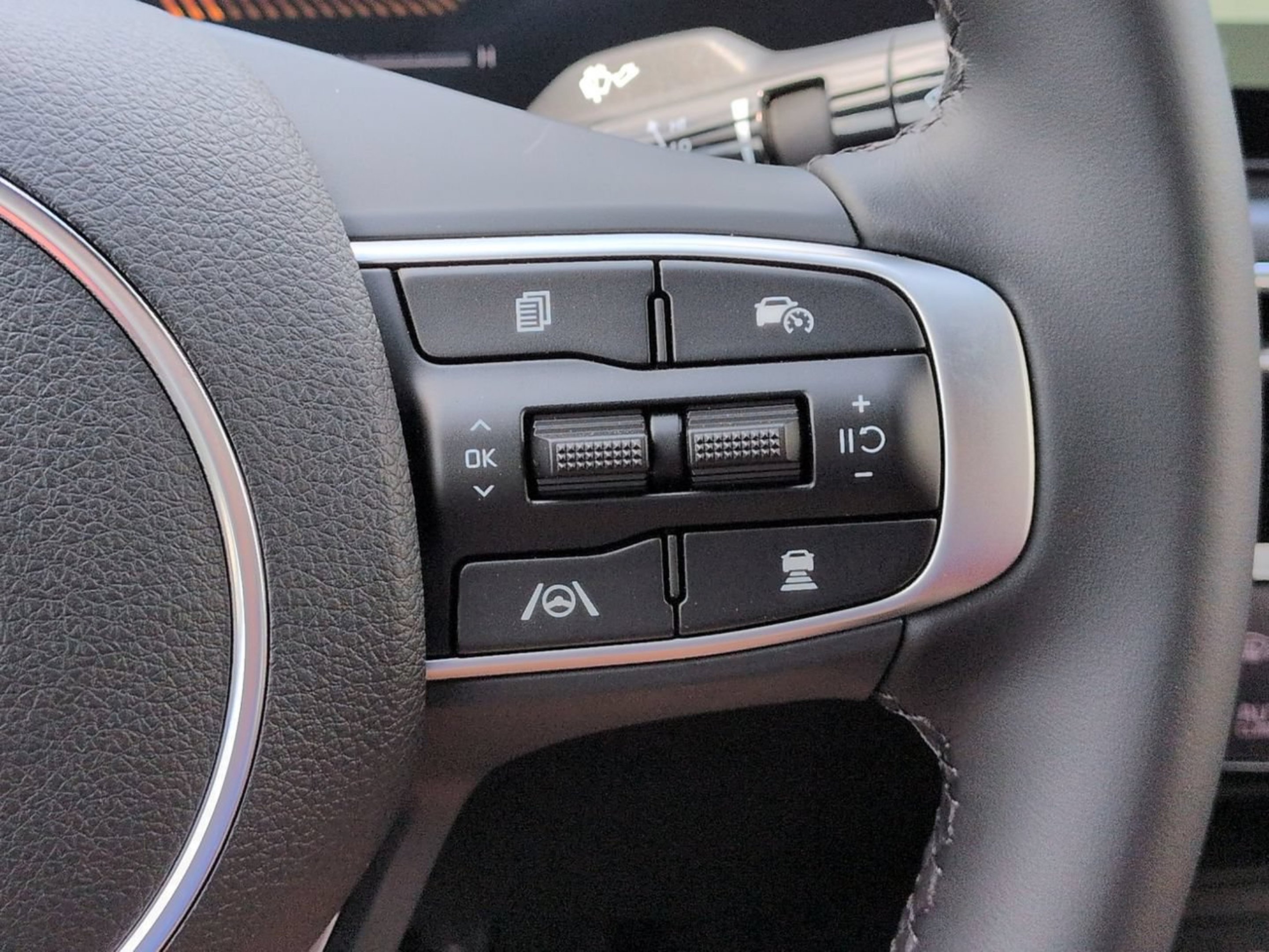 New 2026 Wolf Gray Kia GT-Line image 31