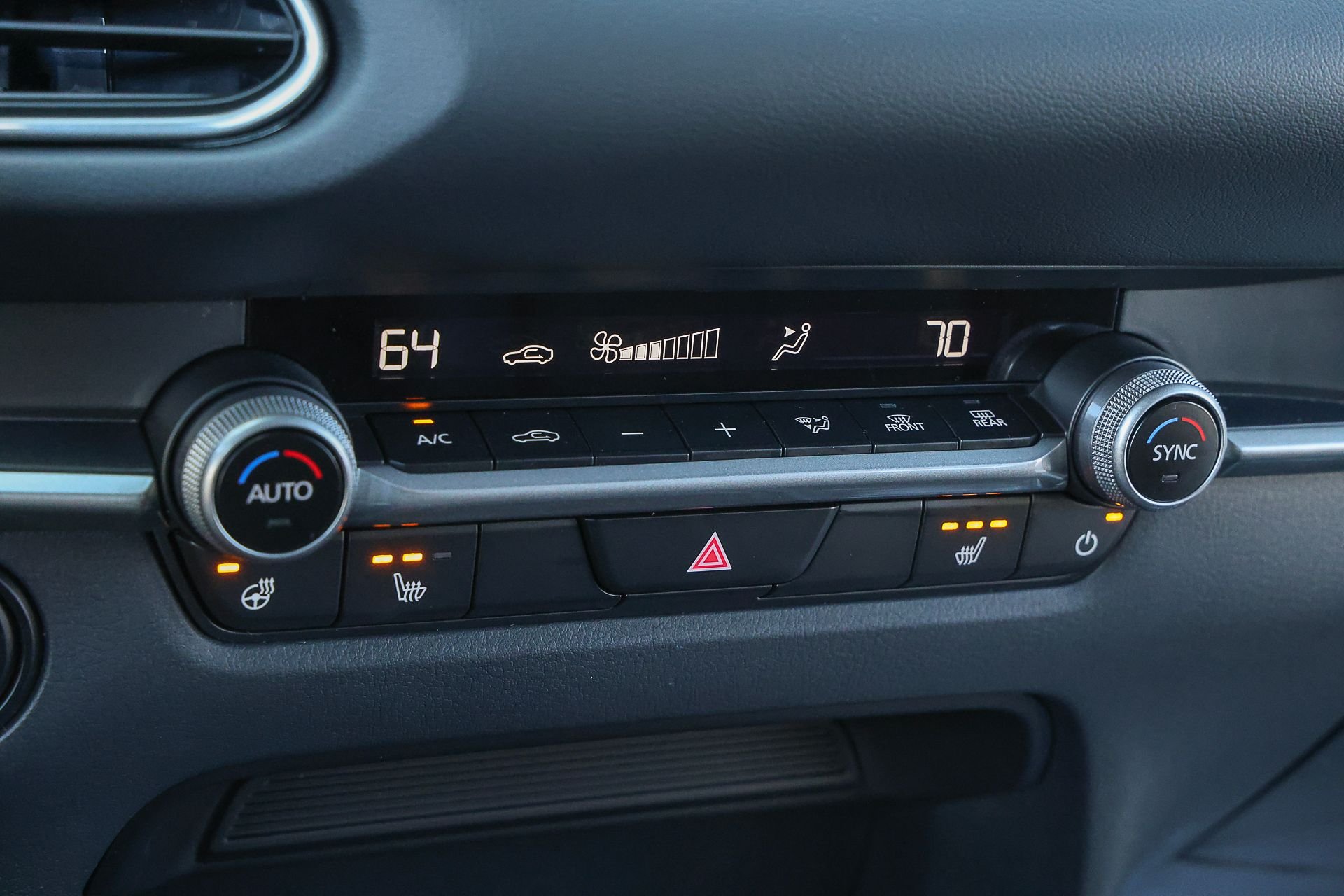 2026 Mazda CX-30 Premium - Photo 16
