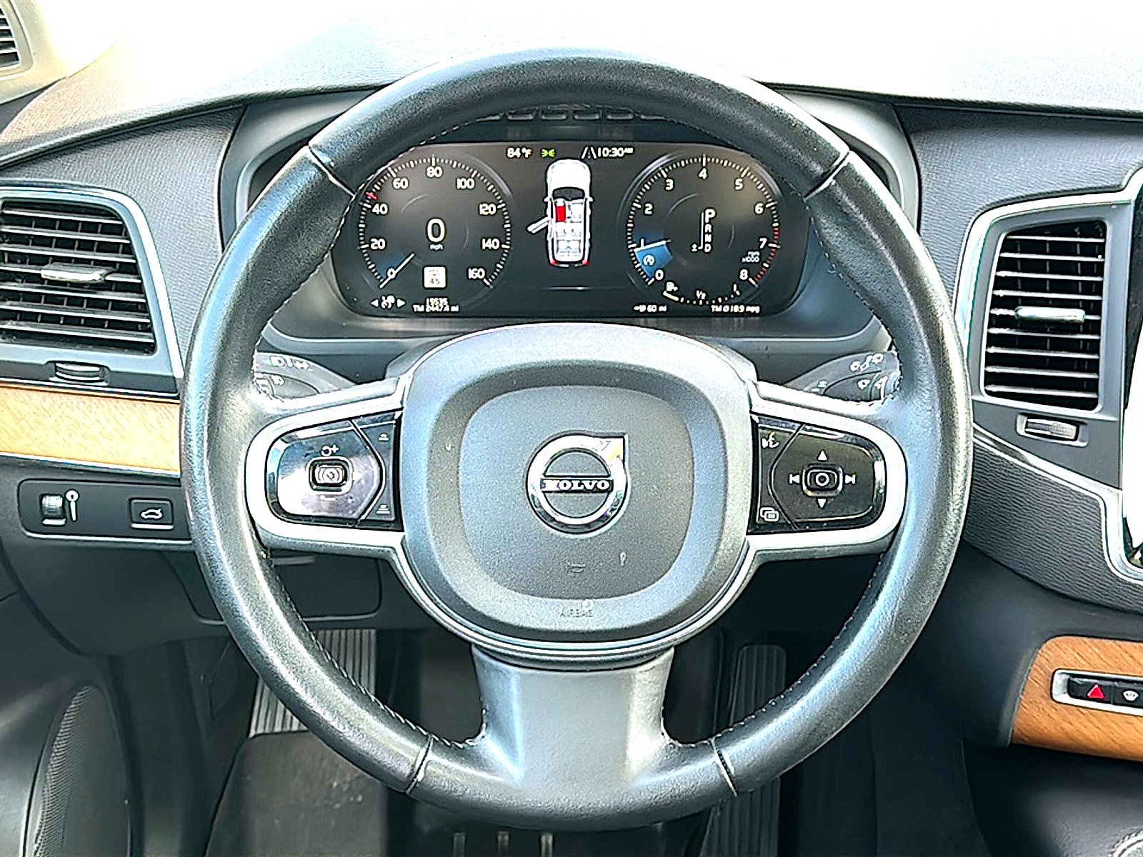 Used 2022 Onyx Black Metallic Volvo T5 Momentum 7 Passenger image 29