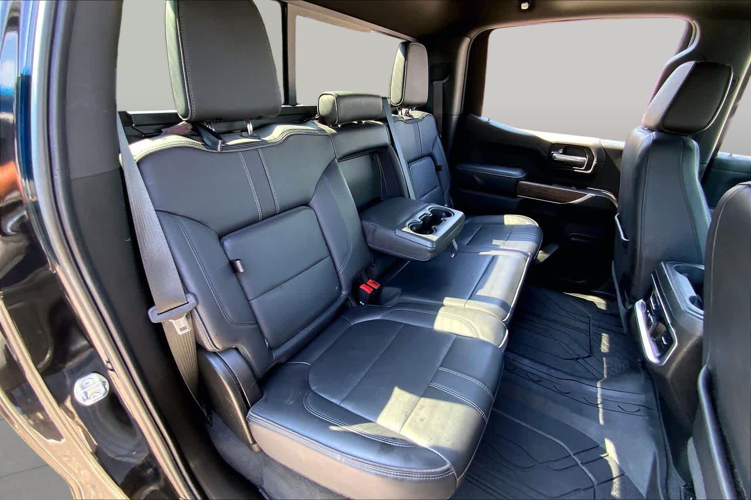 Used 2021 Black Chevrolet High Country image 19