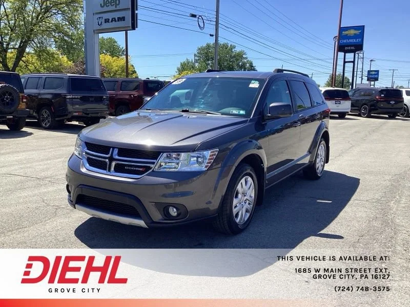 Used 2019 Gray Dodge SE AWD image 3