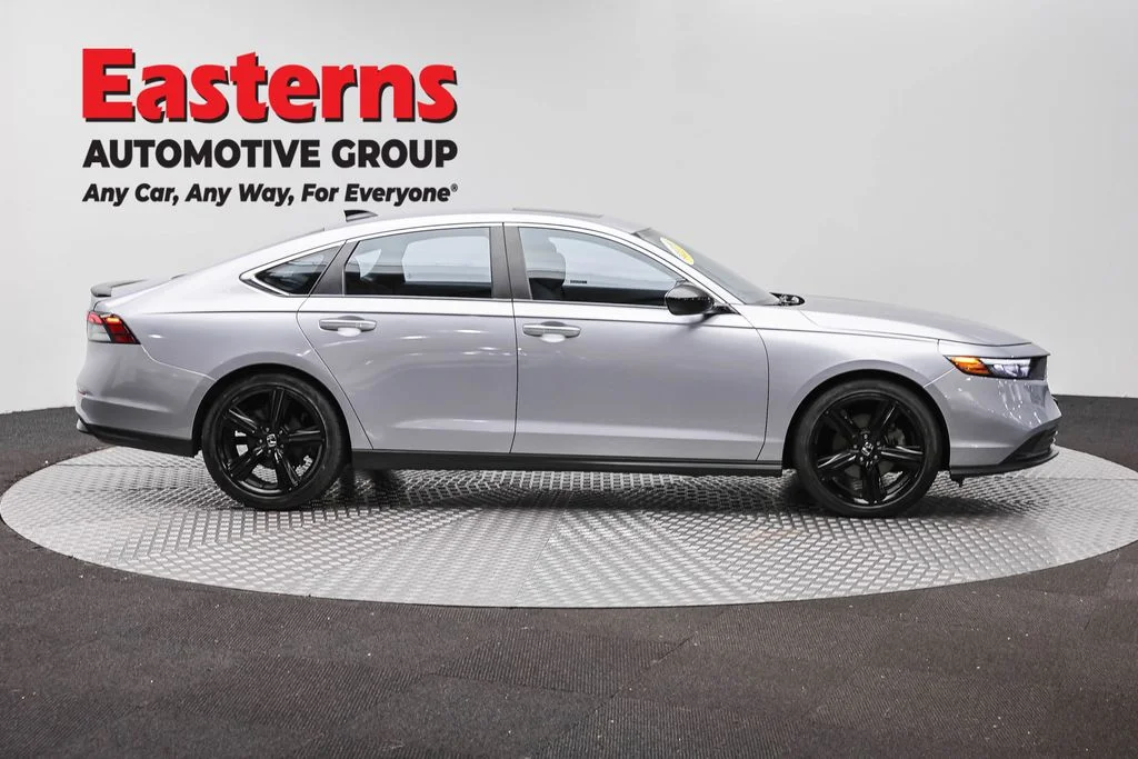 Used 2023 Silver Honda Sport image 4