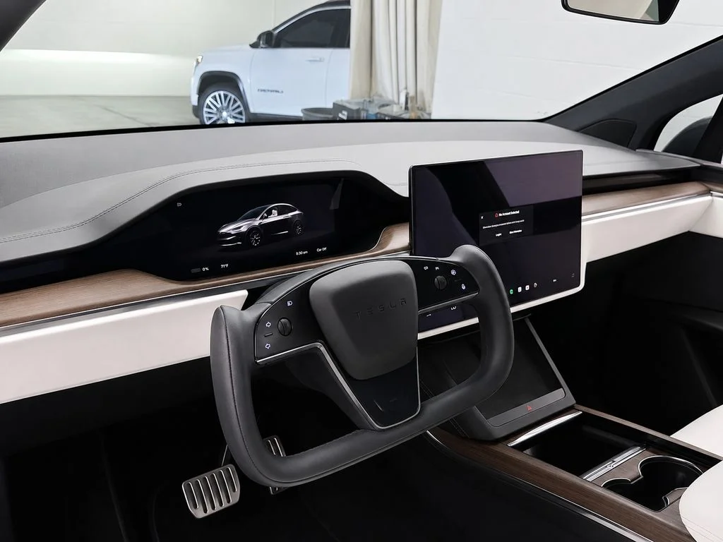Used 2023 Gray Tesla Standard Range image 7