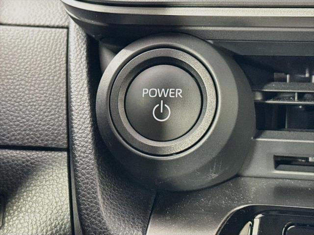 Certified Used 2025 WIND CHILL PEARL Toyota  image 20