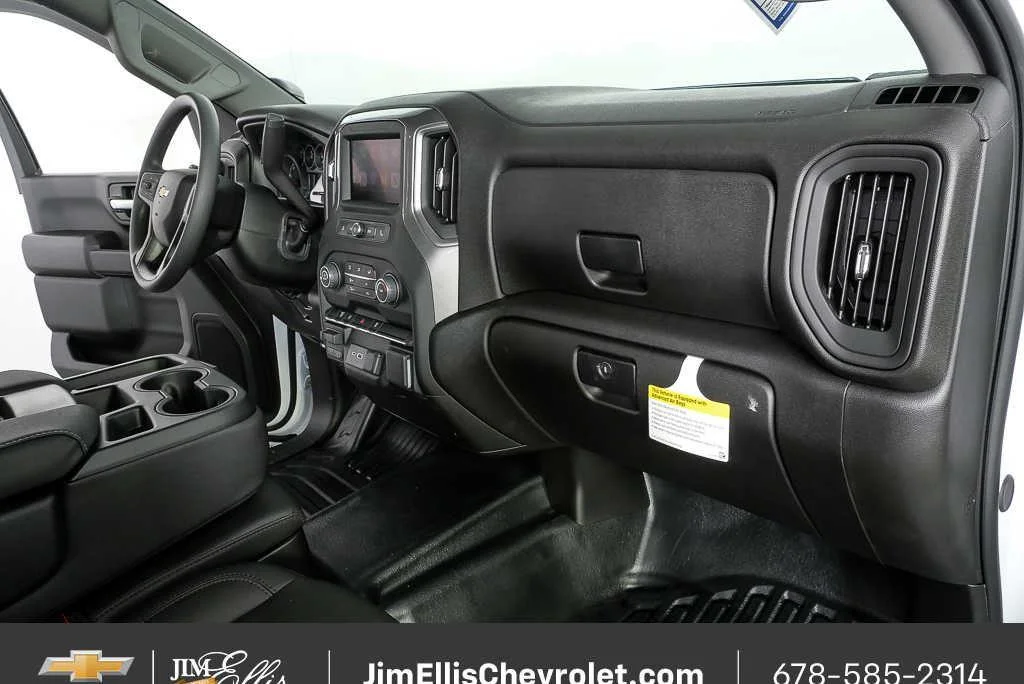 New 2026 Summit White Chevrolet Work Truck image 22