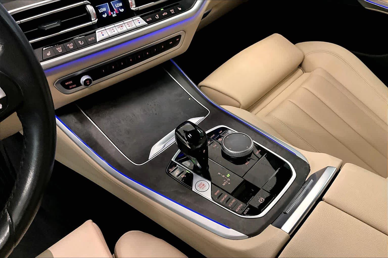 Used 2022 Dark Graphite Metallic BMW sDrive40i image 15