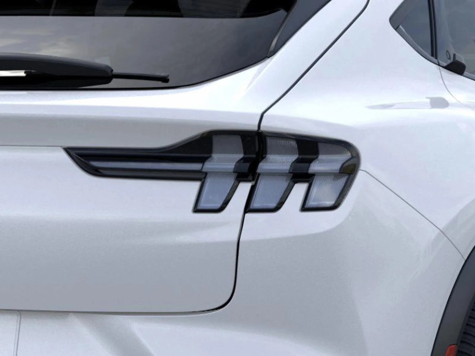 New 2026 Star White Metallic Tri-coat Ford GT image 21